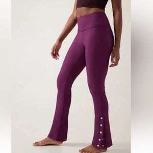 Athleta elation Leggings with Button Detail